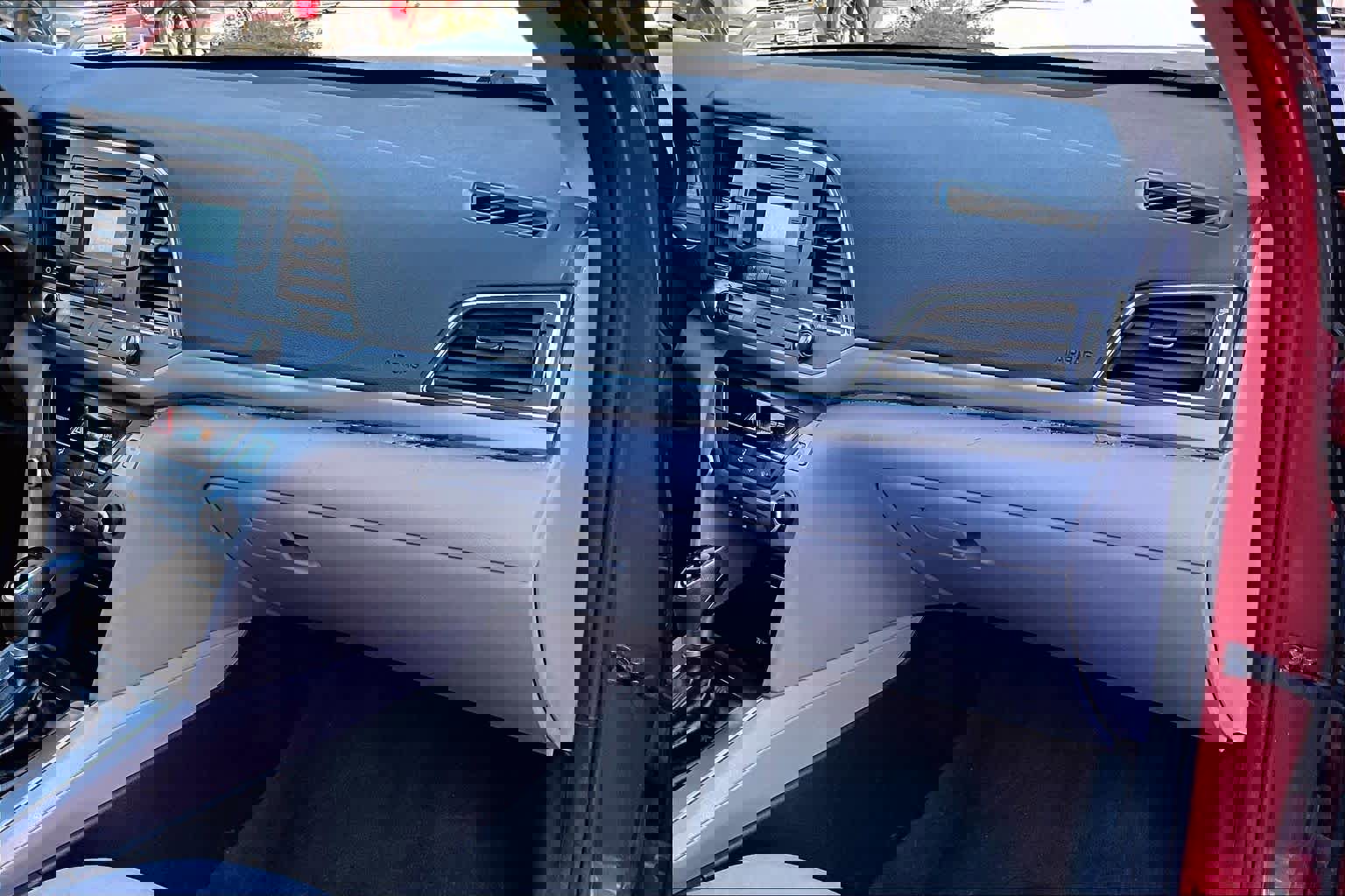 Used 2017 Hyundai Elantra SE image 19