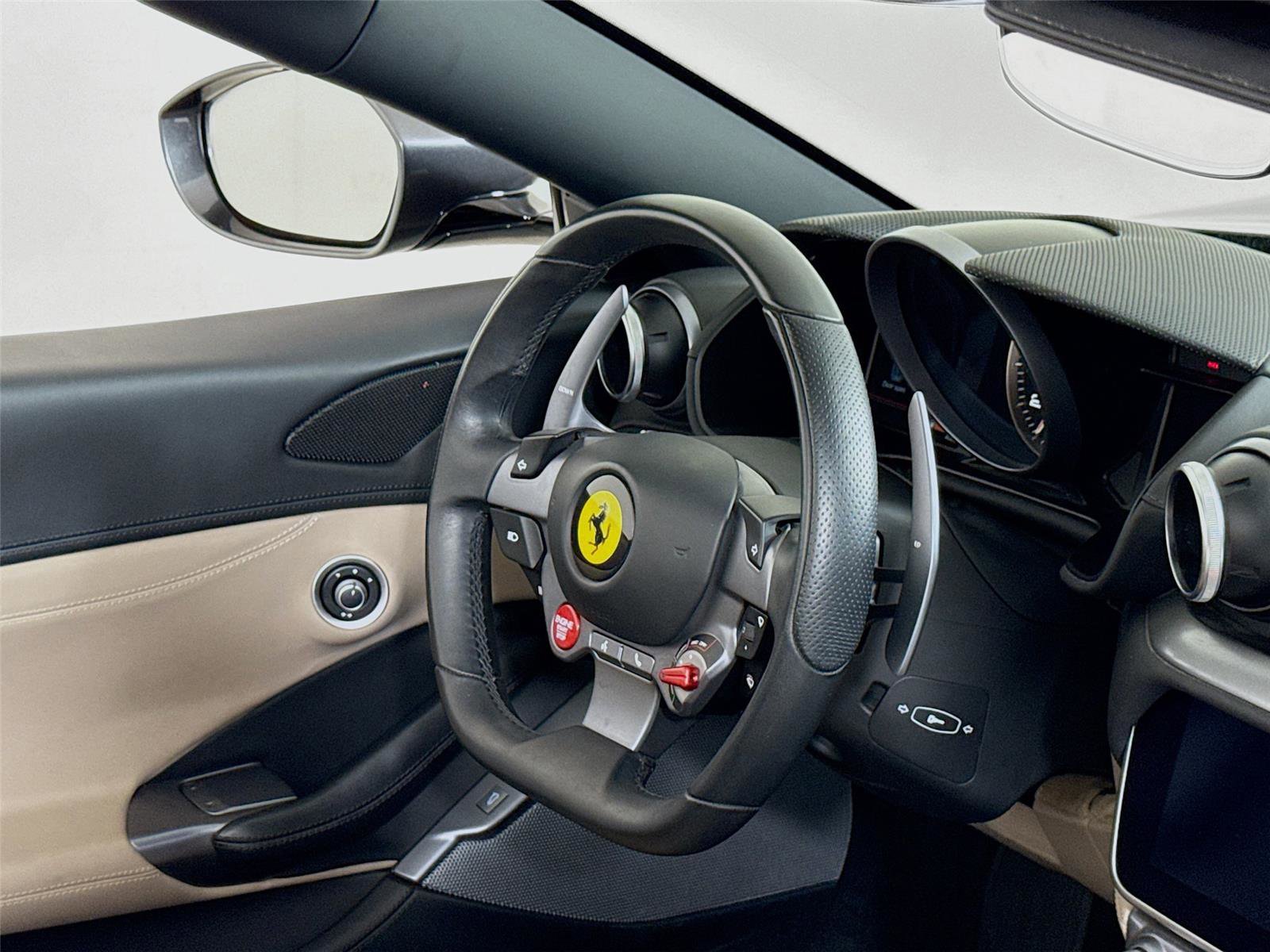 Used 2020 Ferrari Portofino image 32