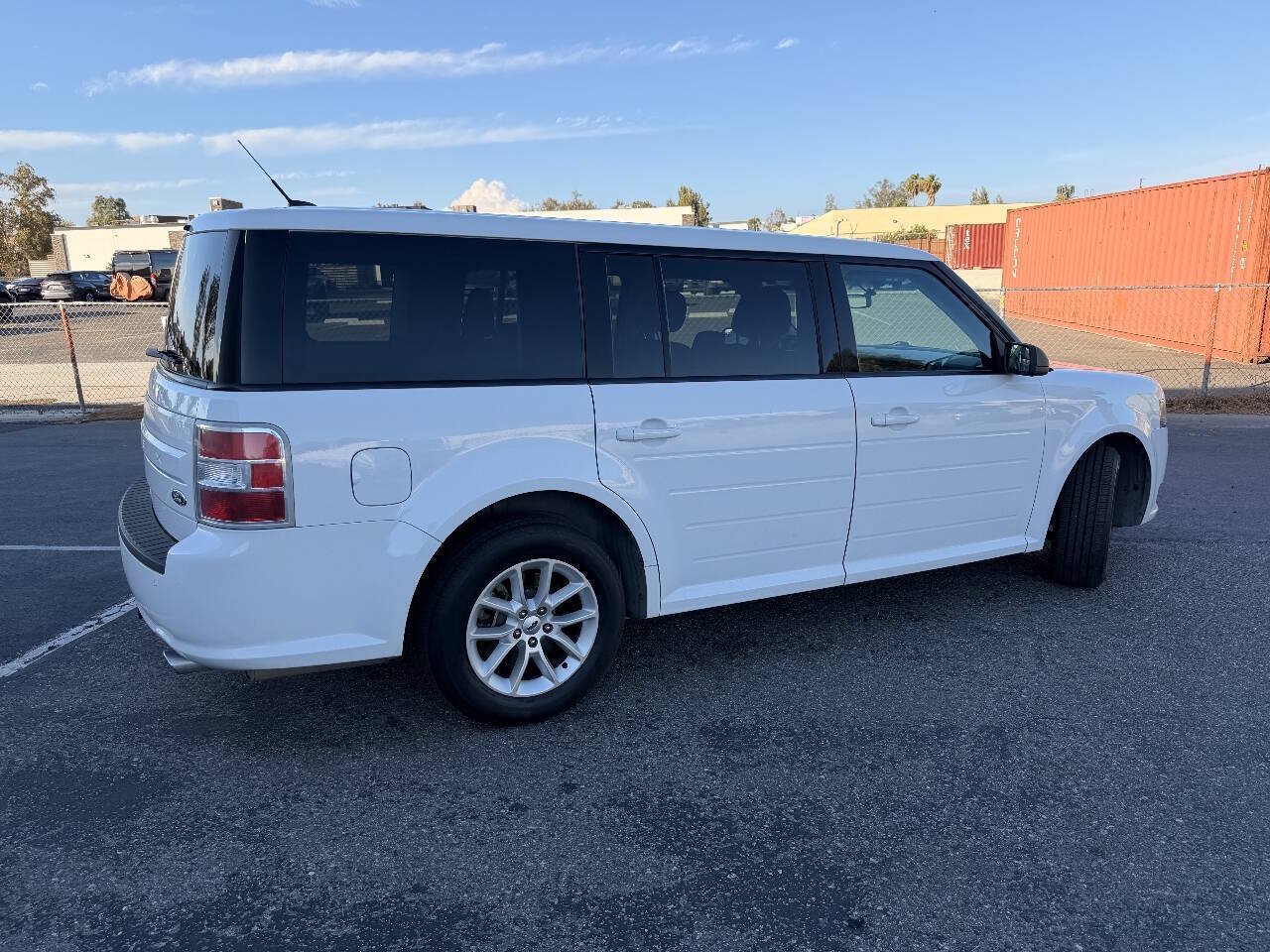Used 2017 Ford Flex SE FWD image 7