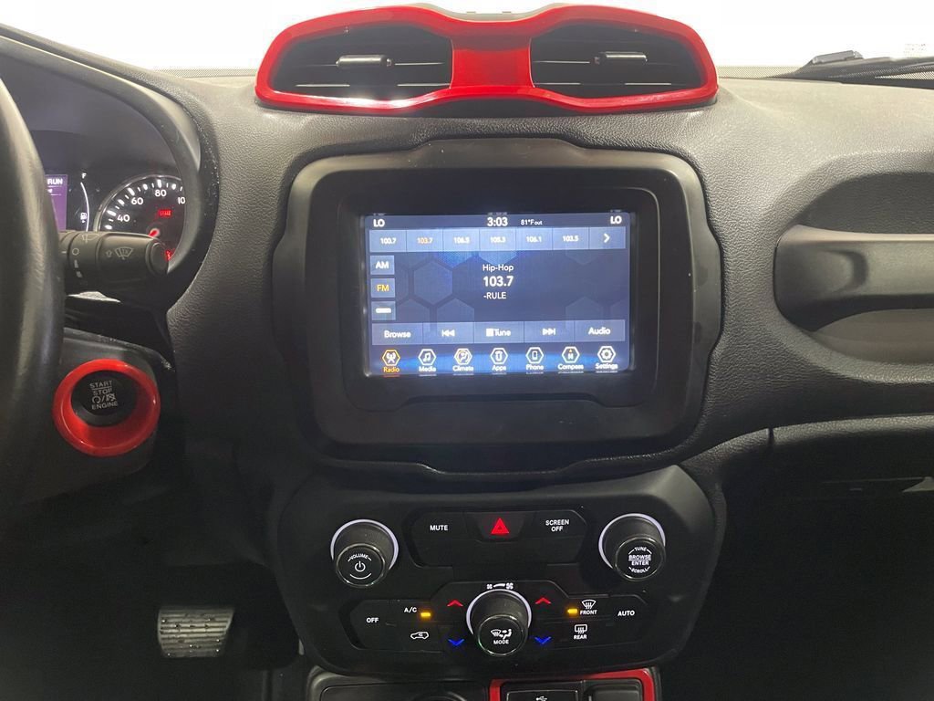 Used 2018 Jeep Renegade Altitude image 10