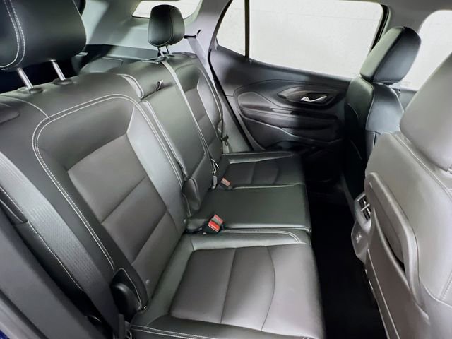 Used 2022 GMC Terrain SLT w/ Infotainment Package II image 28