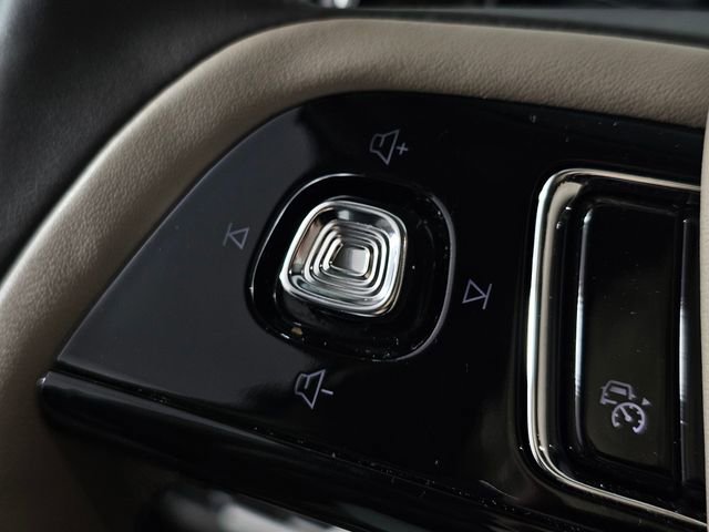 Used 2020 Lincoln Aviator Reserve w/ Equipment Group 201A image 42