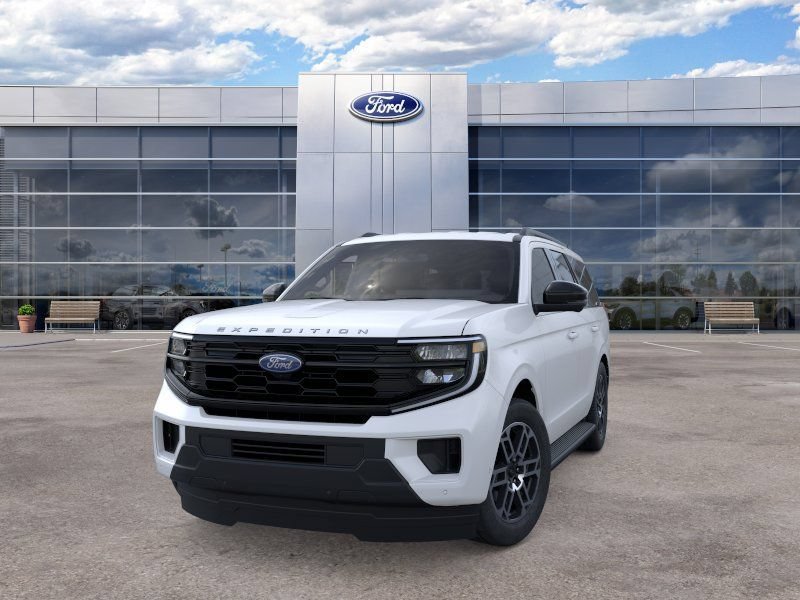 New 2026 Ford Expedition Active RWD image 2