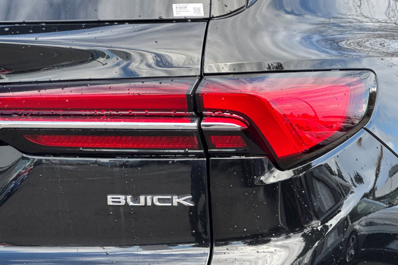 Used 2025 Buick Enclave Preferred FWD image 47
