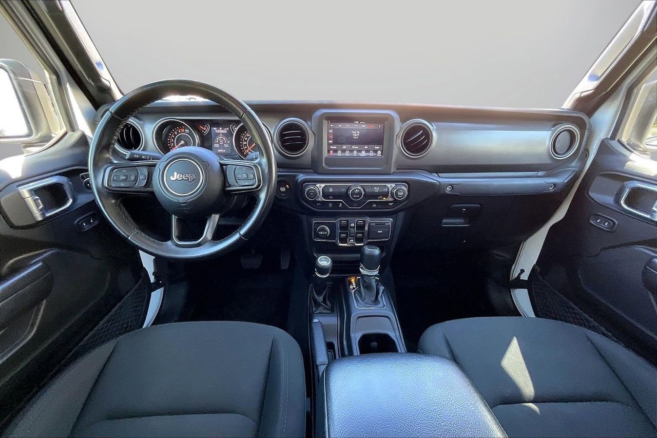 Certified 2022 Jeep Gladiator Sport image 15