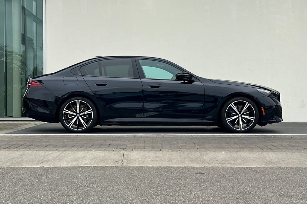 Used 2024 BMW i5 M60 w/ Premium Package AWD/4WD video 2