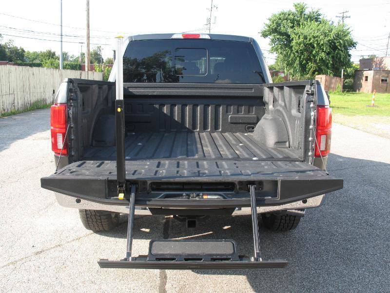 Used 2019 Ford F150 Lariat w/ Equipment Group 502A Luxury AWD/4WD image 10