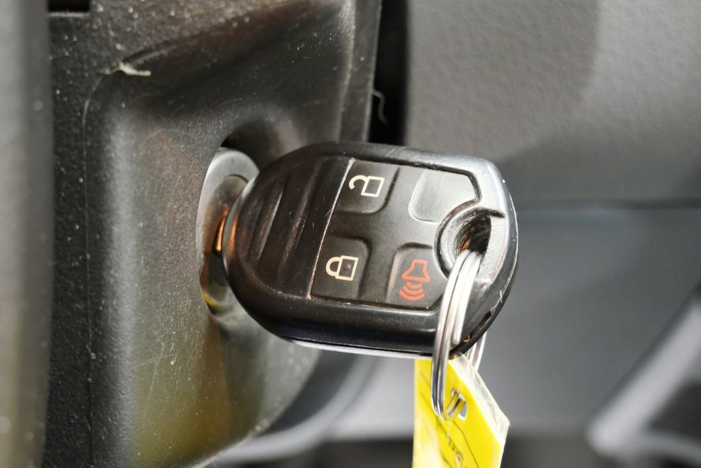 Used 2015 Ford F250 XL w/ Power Equipment Group image 27