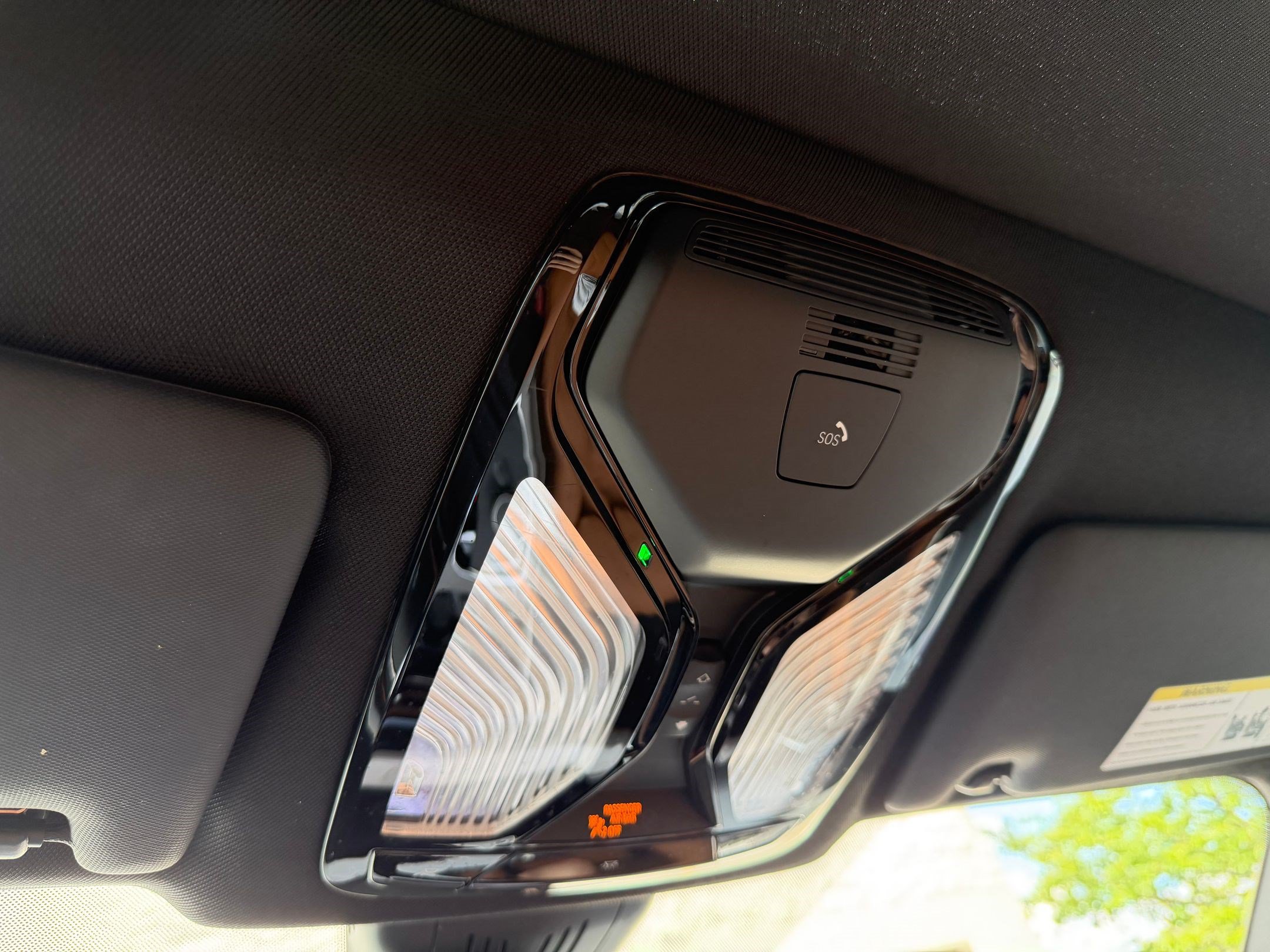 Certified 2025 BMW i4 eDrive40 w/ Premium Package RWD image 18