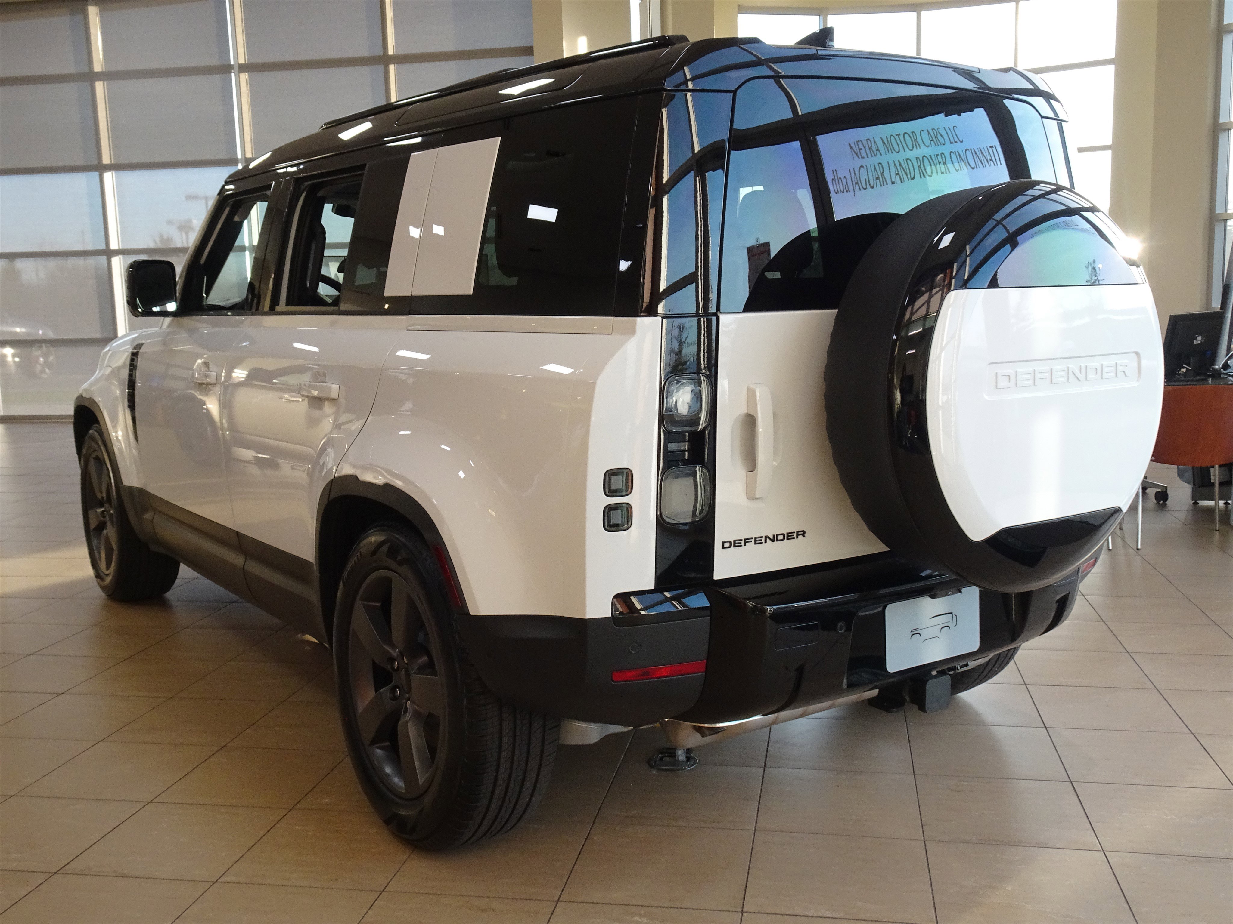 New 2026 Land Rover Defender 110 S image 9