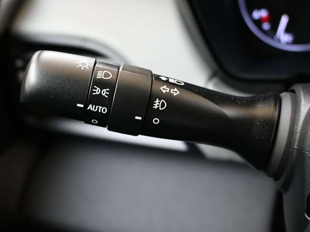 Certified 2025 Subaru Outback Premium image 29