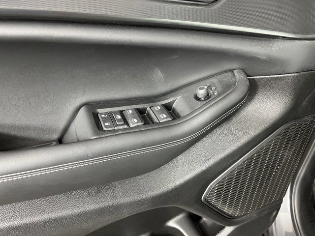 Used 2025 Jeep Grand Cherokee L Laredo image 16