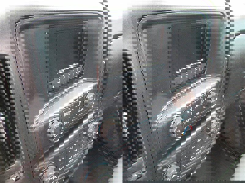 Used 2015 Chevrolet Silverado 3500 W/T image 19