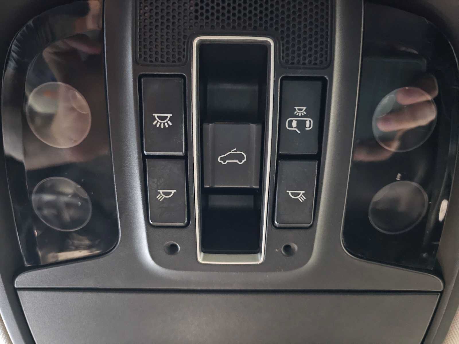 Used 2018 Kia Sorento SX AWD/4WD image 36