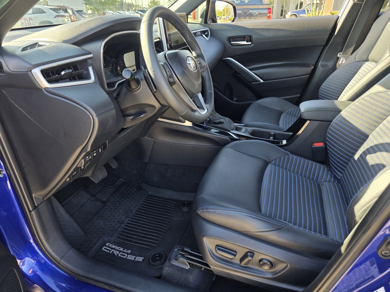 Used 2024 Toyota Corolla Cross S w/ Convenience Package AWD/4WD image 8