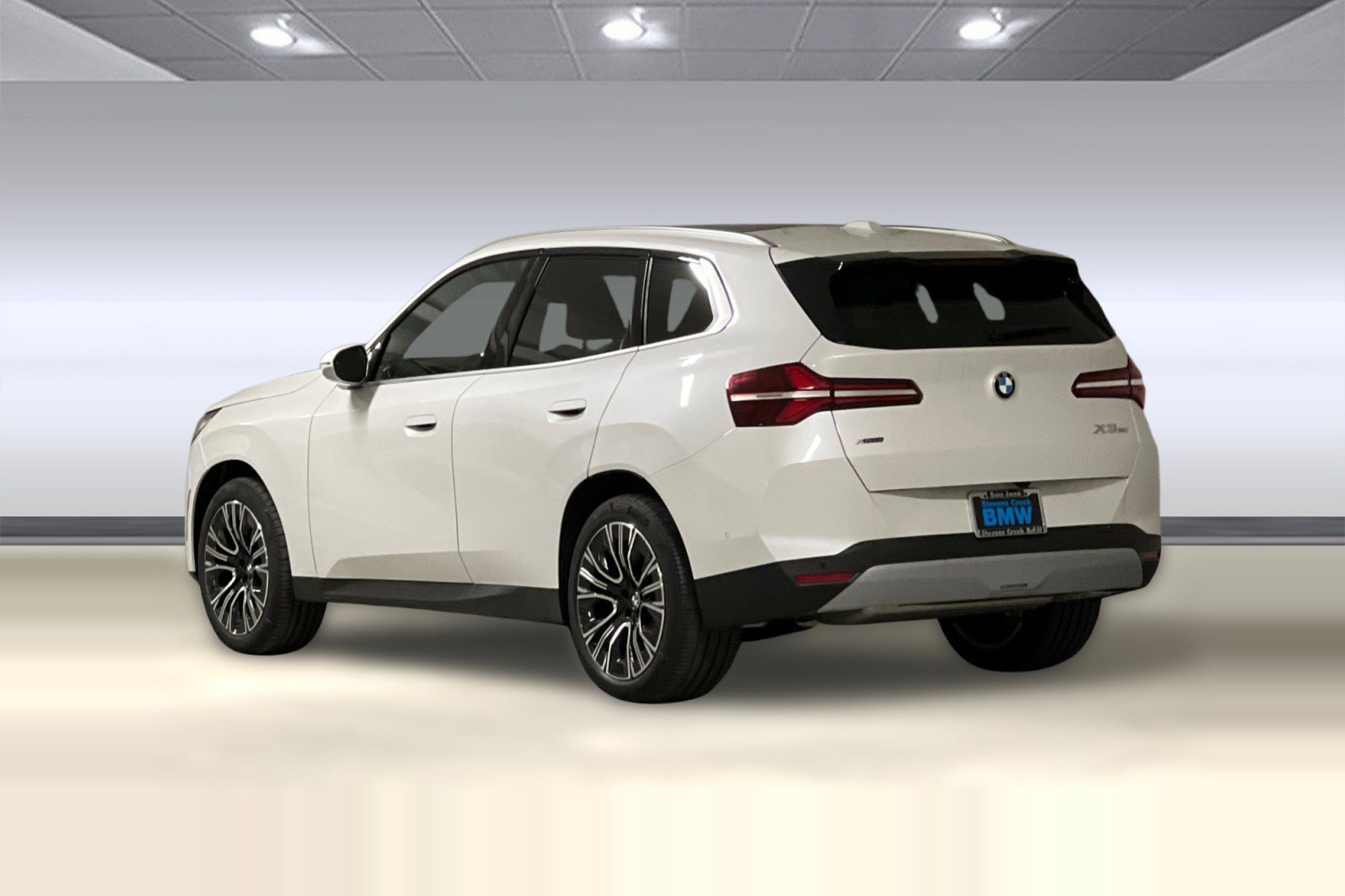 Used 2026 BMW X3 xDrive30i w/ Convenience Package AWD/4WD image 3