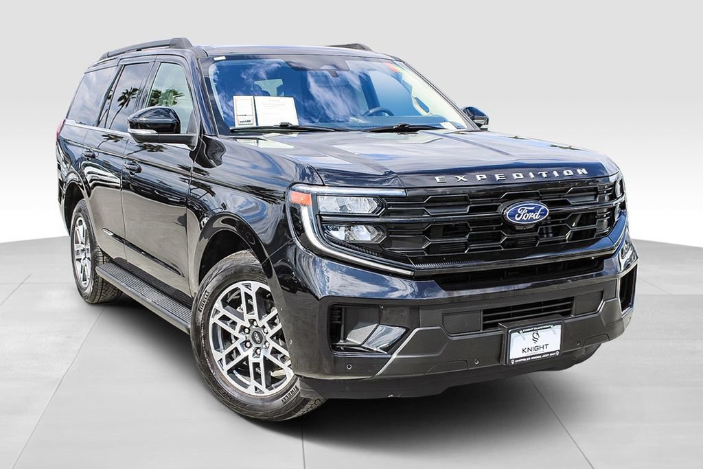 Used 2025 Ford Expedition Active AWD/4WD video 2