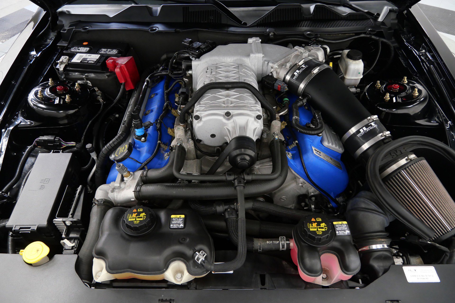 Used 2013 Ford Mustang Shelby GT500 RWD image 12