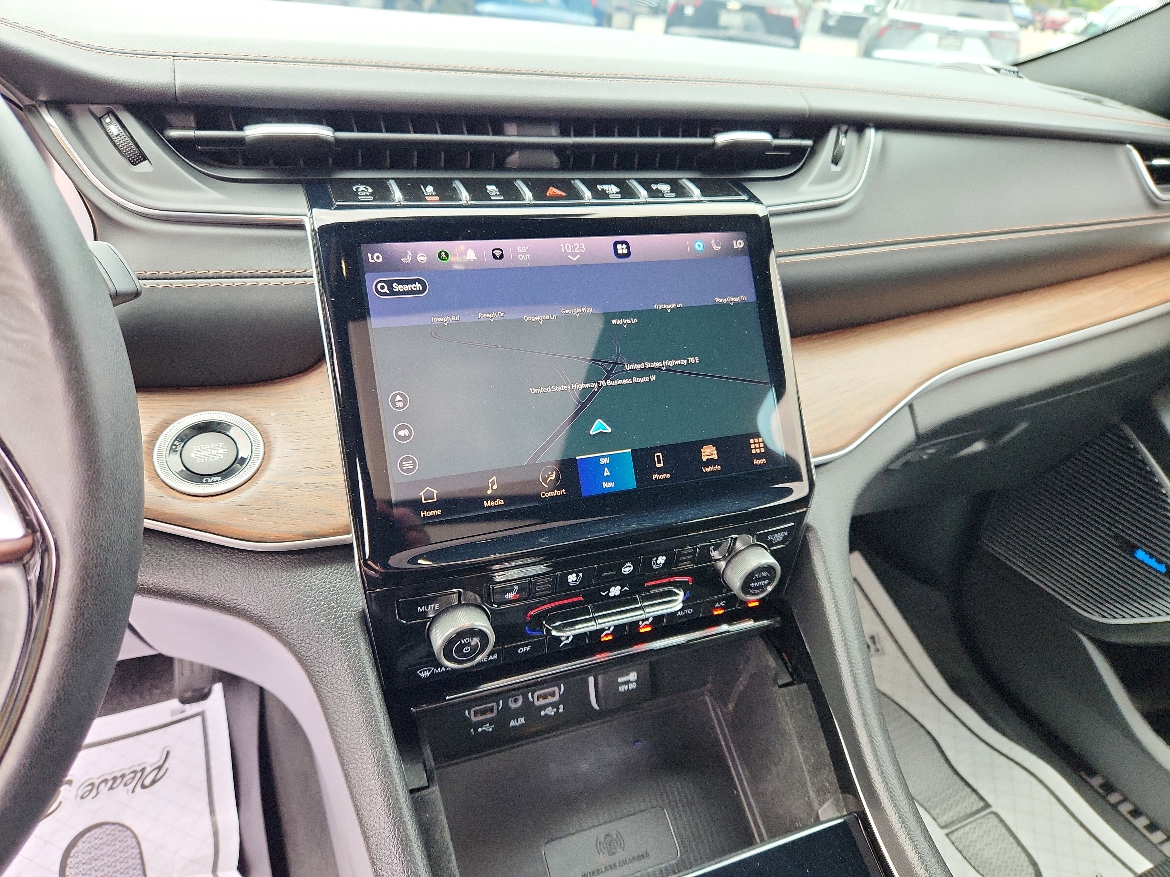 Used 2022 Jeep Grand Cherokee Summit w/ Adv Protech Group IV image 35