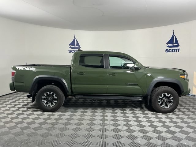 Used 2021 Toyota Tacoma TRD Off-Road w/ TRD Premium Off Road Package AWD/4WD image 6
