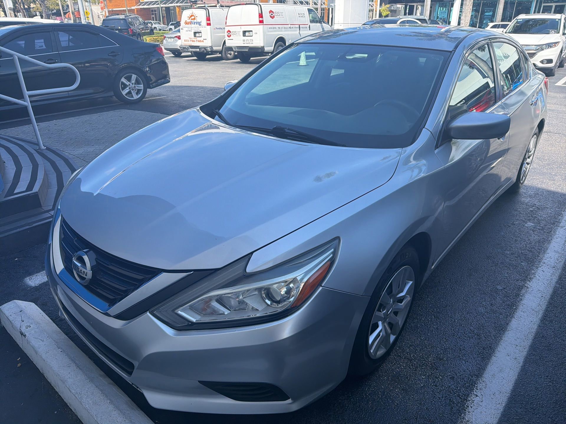 Used 2017 Nissan Altima 2.5 S image 1