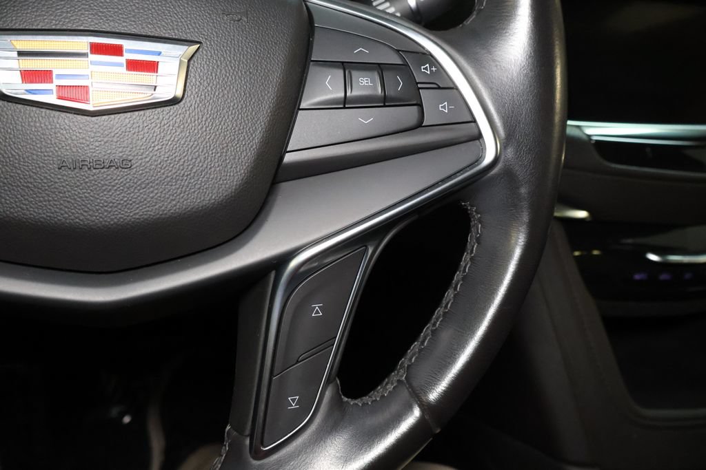Used 2018 Cadillac XT5 Luxury w/ Driver Awareness Package AWD/4WD image 22