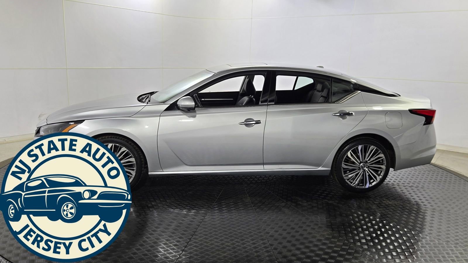 Used 2023 Nissan Altima 2.5 SL image 4