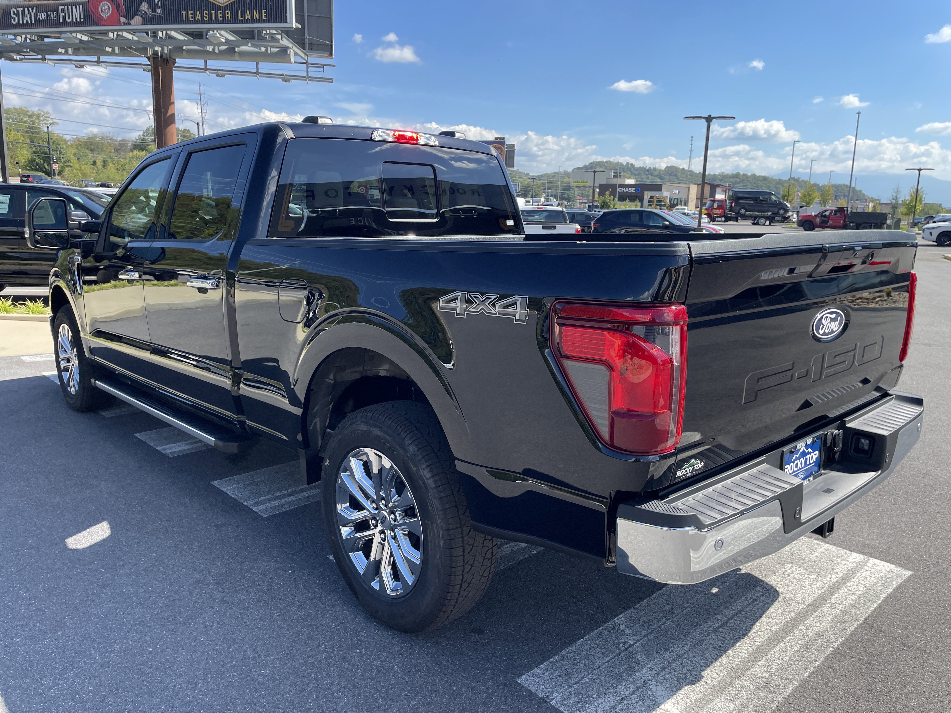 New 2025 Ford F150 XLT w/ Equipment Group 302A MID image 7