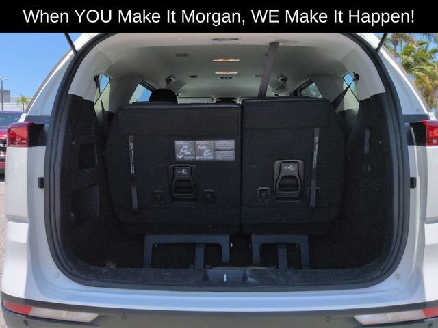 Used 2023 Kia Carnival LX FWD image 15
