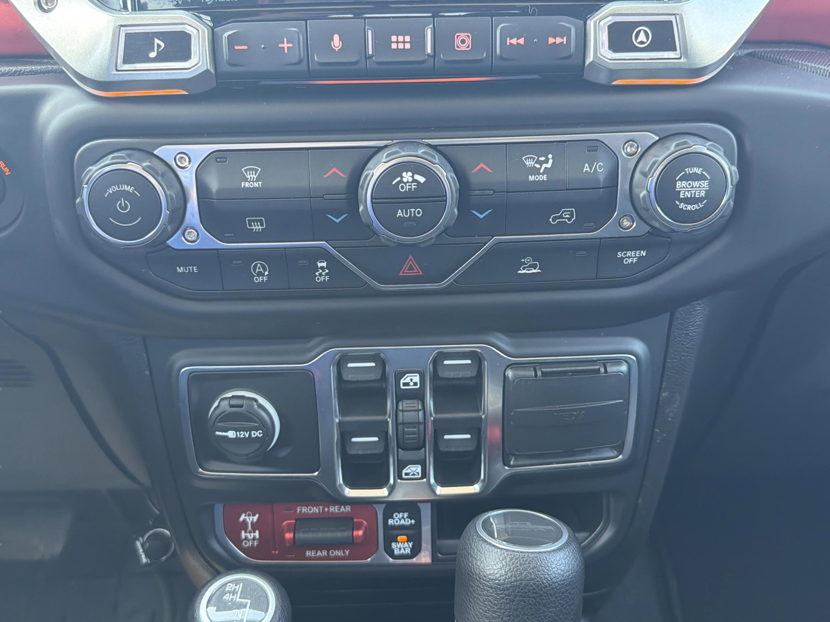Used 2020 Jeep Gladiator Rubicon image 17