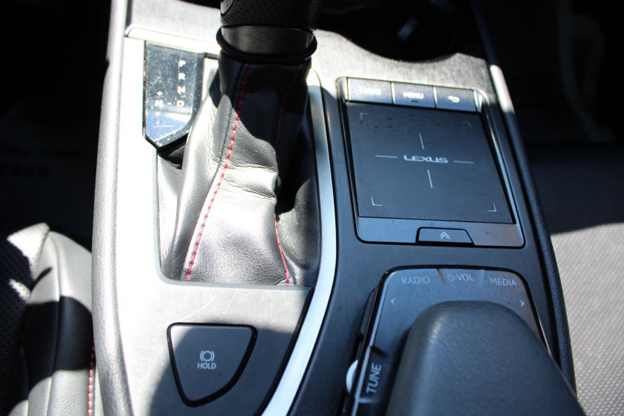 Used 2019 Lexus UX 200 F Sport w/ F Sport Premium Package FWD image 25