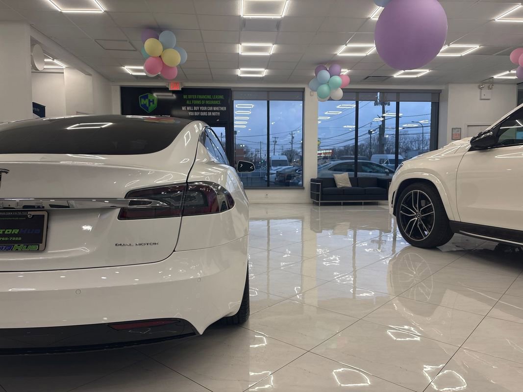 Used 2020 Tesla Model S Long Range Plus image 14