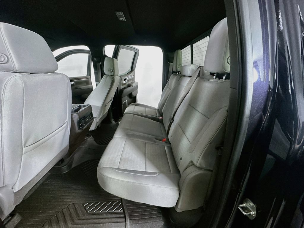 Used 2024 Chevrolet Silverado 1500 LT Trail Boss w/ Convenience Package II AWD/4WD image 16