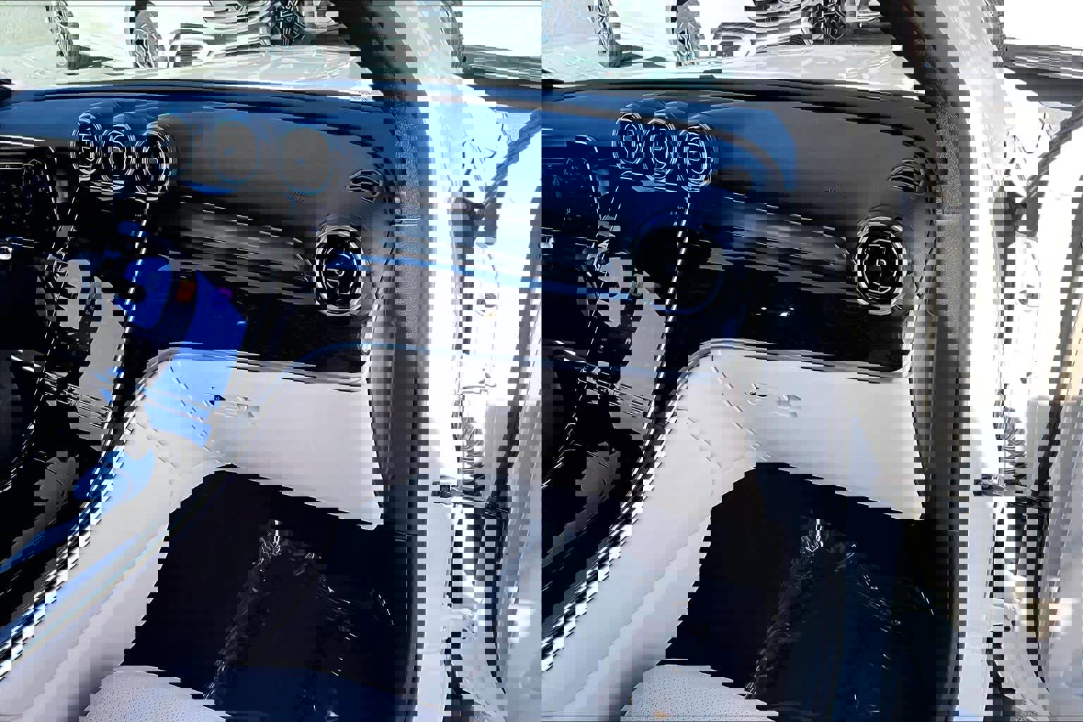 Certified 2025 Mercedes-Benz GLC 300 image 18