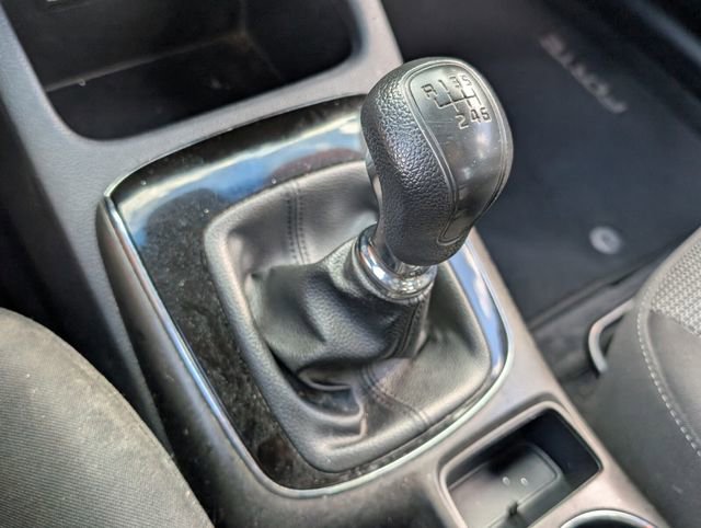 Used 2018 Kia Forte LX image 21