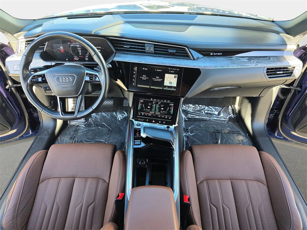 Certified 2022 Audi e-tron Chronos image 9