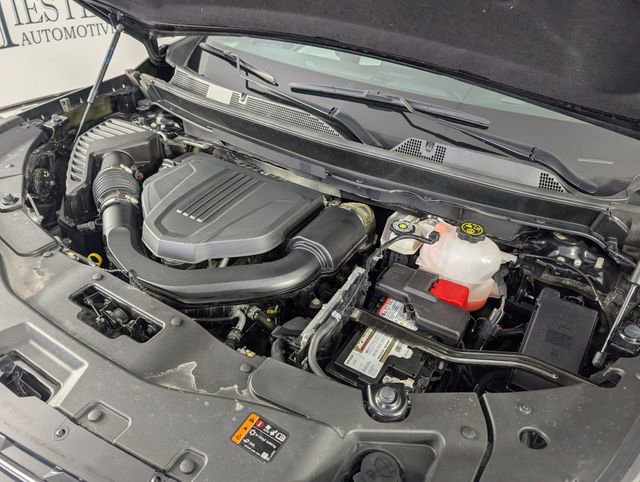 Used 2024 Chevrolet Traverse RS image 37