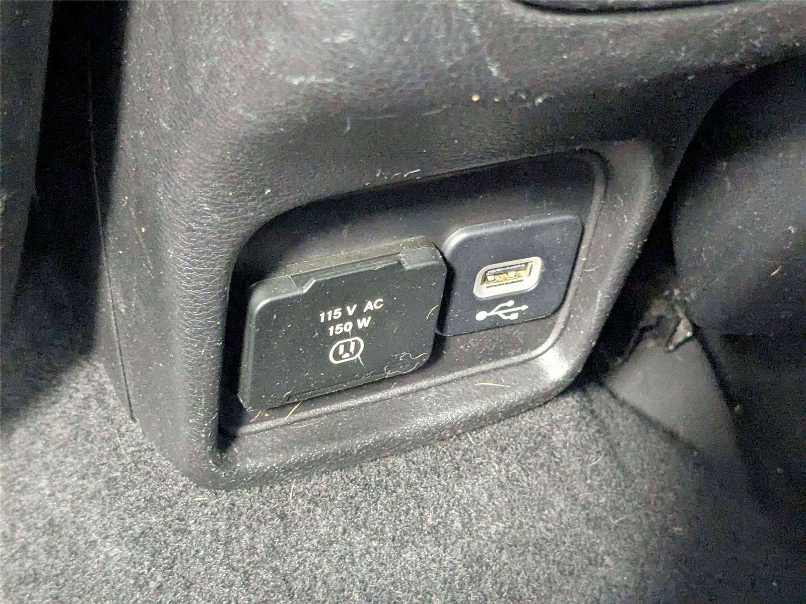 Used 2018 Jeep Compass Sport w/ Tech Group FWD image 36