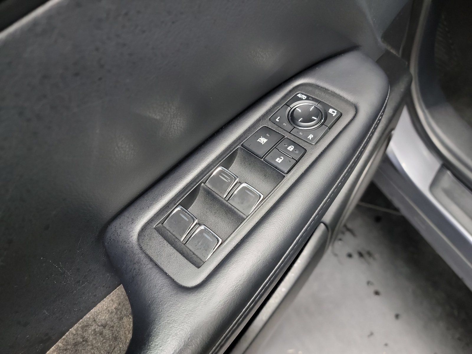 Used 2020 Lexus RX 450h AWD w/ Premium Package image 14