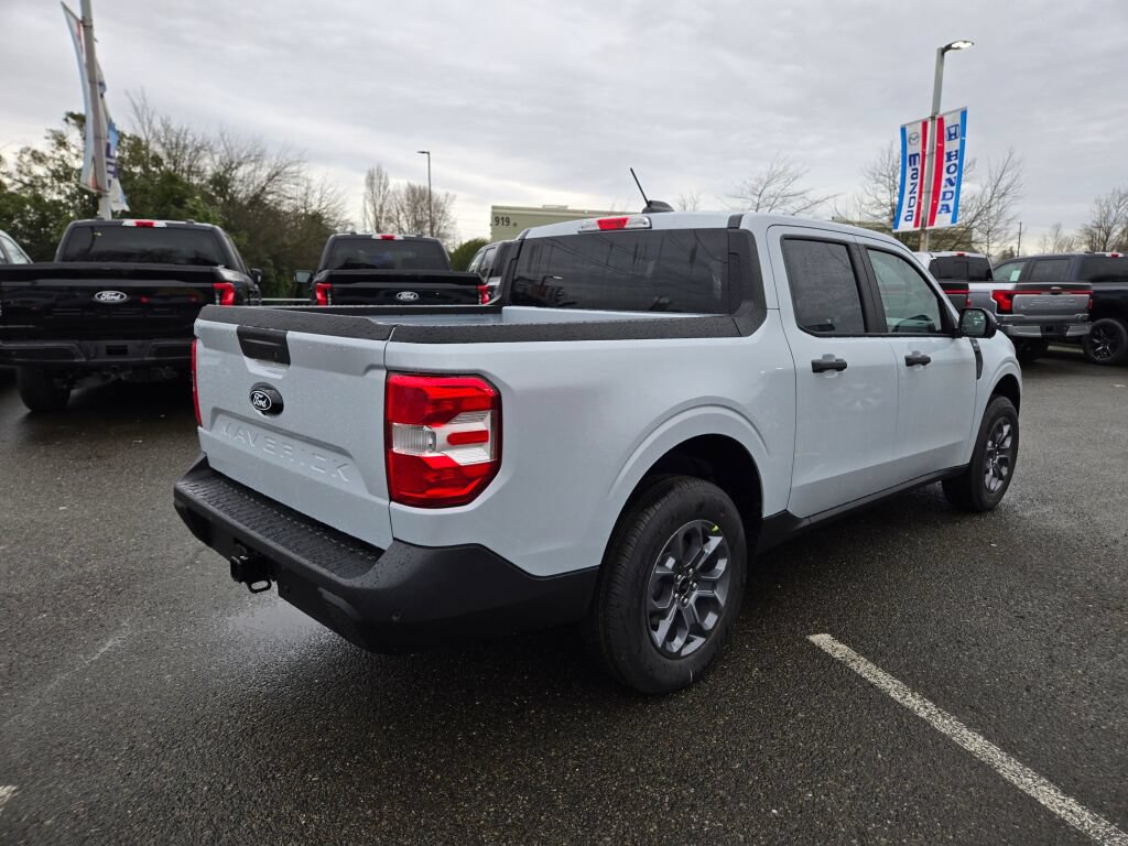 New 2026 Ford Maverick XLT w/ XLT Luxury Package AWD/4WD image 5