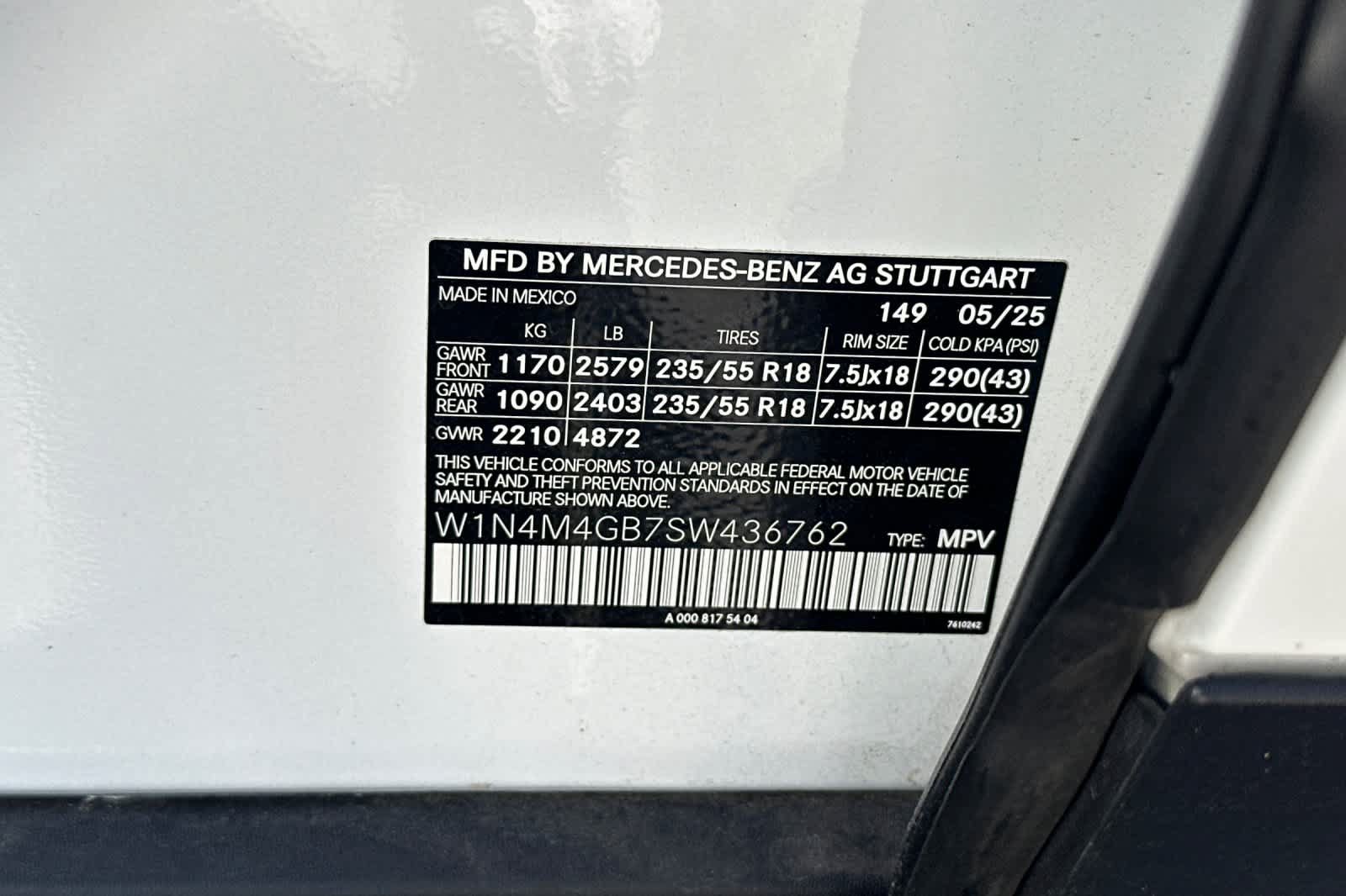 Certified 2025 Mercedes-Benz GLB 250 image 27