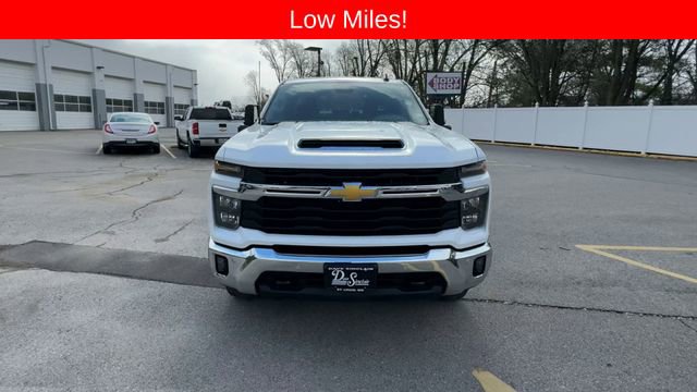 Used 2025 Chevrolet Silverado 2500 LT w/ Safety Package image 3