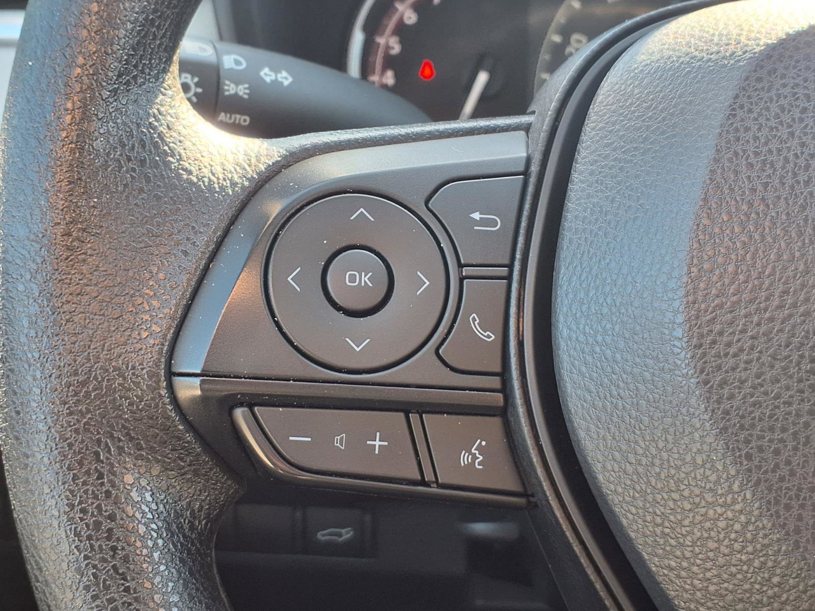 Certified 2025 Toyota RAV4 XLE w/ Convenience Package FWD image 15