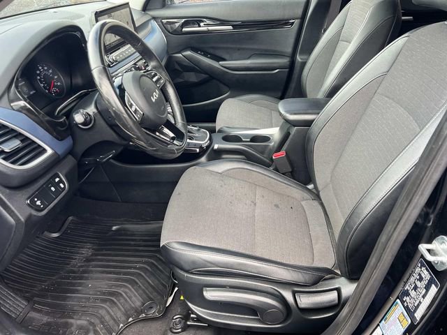 Used 2023 Kia Seltos Nightfall Edition image 18