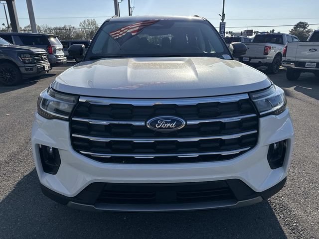 New 2026 Ford Explorer Active w/ Active Comfort Package RWD image 2