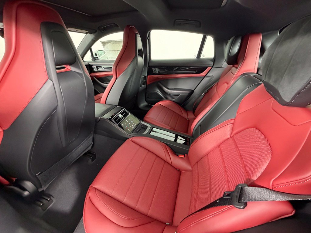New 2026 Porsche Panamera RWD image 39