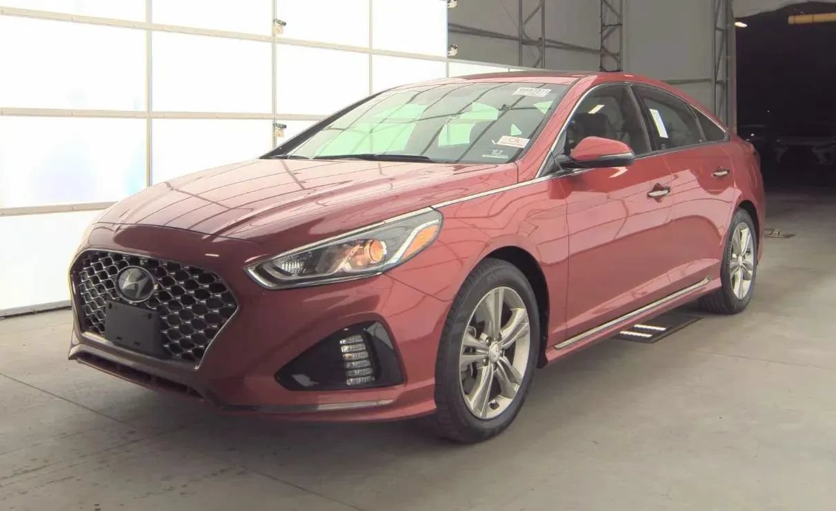 Used 2019 Hyundai Sonata Sport w/ Tech Package 03