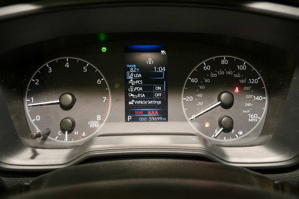 Used 2024 Toyota Corolla SE image 16