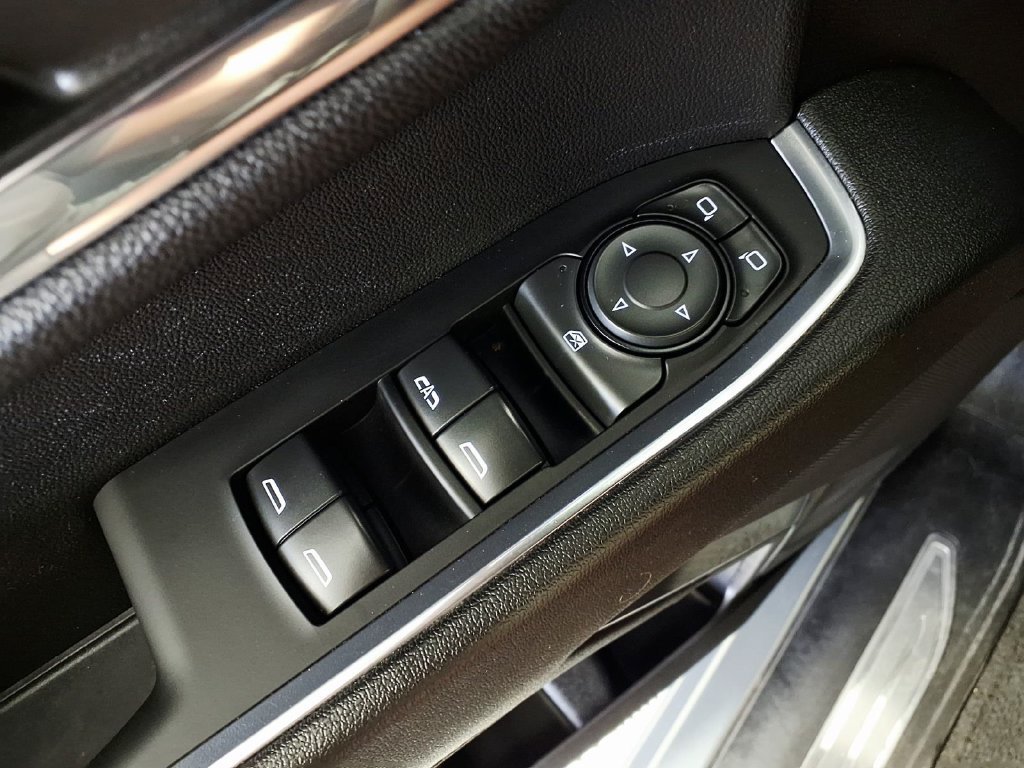 Used 2024 Chevrolet Silverado 1500 LT RWD image 25