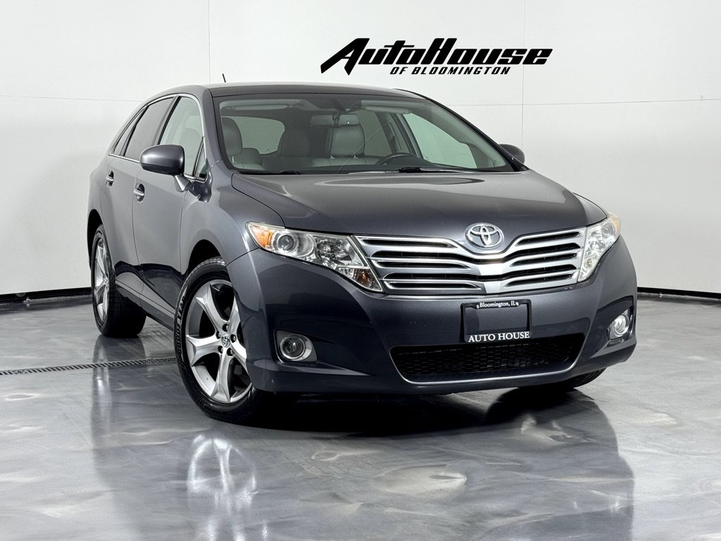 Used 2010 Toyota Venza AWD image 1